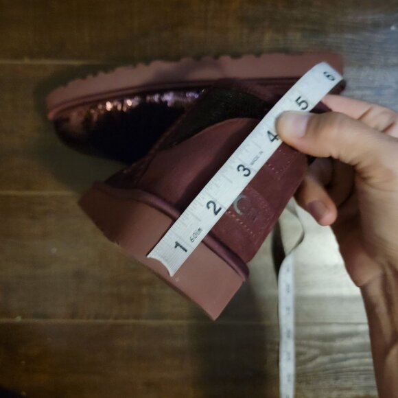 NEW UGG Classic Ultra Mini Mirror Ball Boots Womens 7 Wild Grape Sequin Fur - Picture 9 of 10